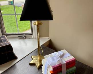 Table lamp
