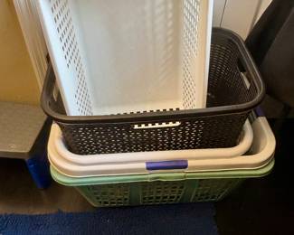 Laundry totes