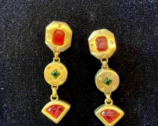 Pierced Roxanne Earrings Assoulin