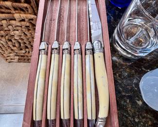 Jean Dubost Deluxe Laguiole Light Horn 6 piece Steak Knife Set