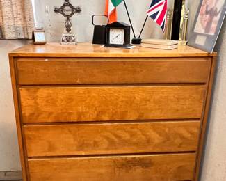 Vintage MCM - Conant Ball Leslie Diamond
Tall Dresser