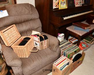0479Family Room