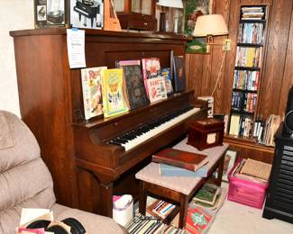 0480Family Room