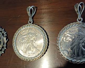 One Troy Oz eagle coins in bezel
Selling separately