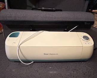 Cricut machine with case