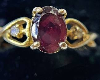 14K Gold Ring w Amethyst Stone