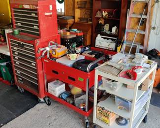 tool chests and roll a bout 