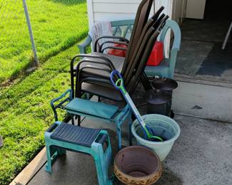 patio chairs and gardening benches 