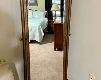Metal standing mirror