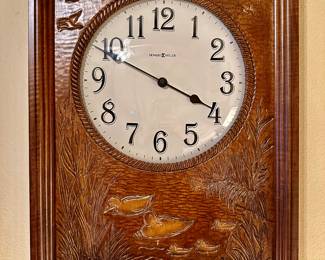 Very unusual Howard Miller Duck clock!! 