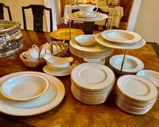 Lenox mansfield LARGE set in like new condition…with extra dinner plates (like 20 dinner plates!!!)