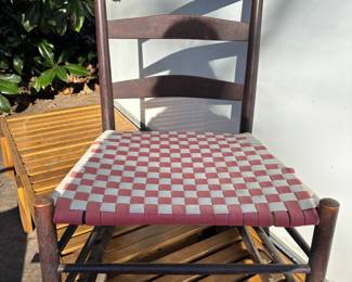 Shaker rocker