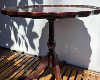 Brandt mahogany pie crust table