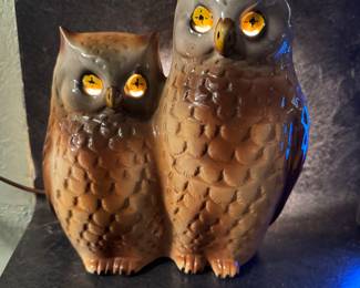 “Rare” Owl television lamp. Whoo is watching you!
