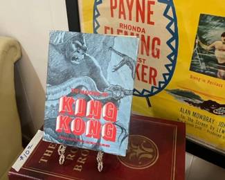 9.  King Kong Book