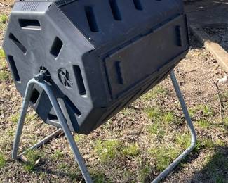 Compost starter packages are in the shop.