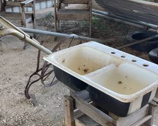 And finally - the promised Kitchen Sink!