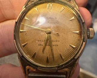Working vintage Bulova 23 jewels men’s watch. We have about 20 watches for both Men and Women. Let’s make a deal!
