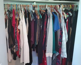 Women's clothing size L-xl