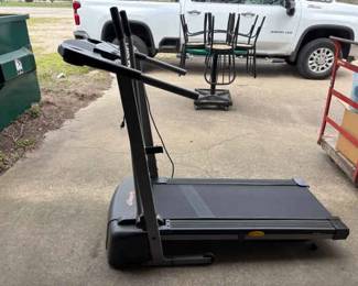 Foldable ProForm495 LS Crosswalk Treadmeal