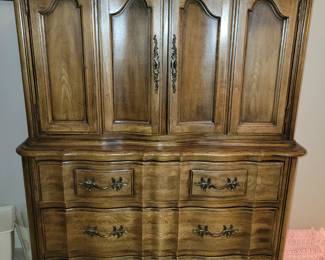 Armoire