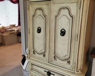 Armoire