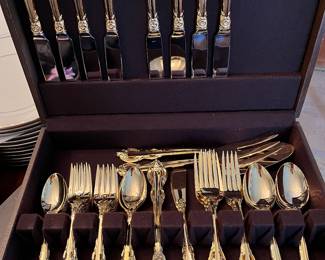 Supreme Cutlery by Towle Japan gold electroplated service for 16 plus serving. 128 pcs