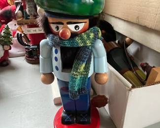 Several large German nutcrackers - George Washington, Father Time, Bavarian, The Mouse King, Scotsman, Irishman, etc.