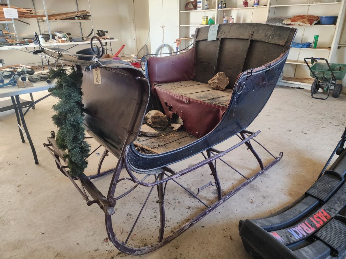 All the pieces available and ready for some tender loving care.