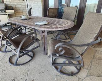 Sturdy patio dining set.  This one won’t blow away!