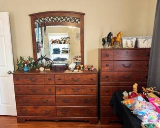 wood and iron bedroom set