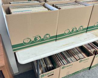 Over 2,000 albums + 45's