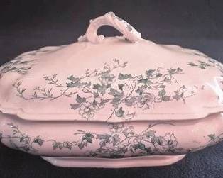 163 - English Brownfields Covered Vegetable 5 x 11.5 x 7
