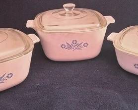 197 - 3 Corning Cornflower Baking Dishes w/ Lids
