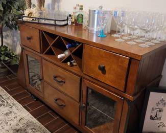 Buffet & Barware