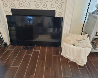 Flat Screen TV