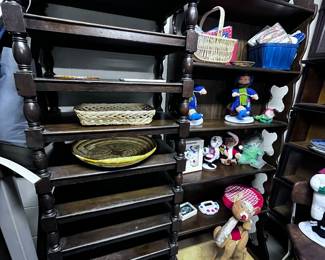 MCM Shelves