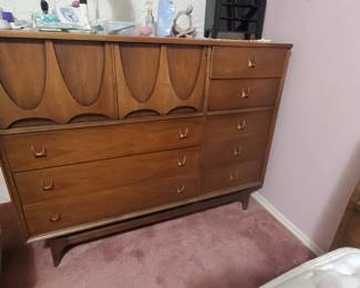 ****Check out This link to bid on MCM and a few other items. https://www.EstateSales.NET/MO/Saint-Charles/63303/marketplace/72982