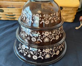 Pyrex Friendship Birds Hearts Mixing Bowls