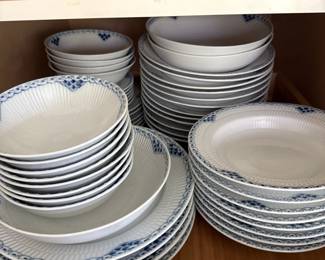 Royal Copenhagen Princess Dinner service