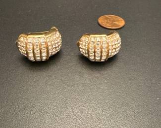 VINTAGE CHRISTIAN DIOR GOLD-TONE METAL CLIP-ON EARRINGS