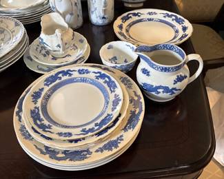 Cauldon China Blue Printed Dinner Service