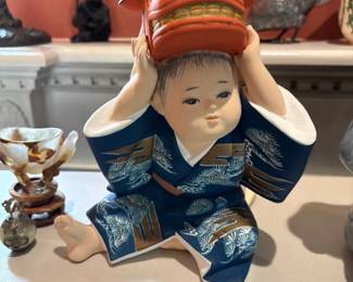 Japanese Hakata Urasaki doll