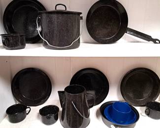 CAMPING COOKWARE