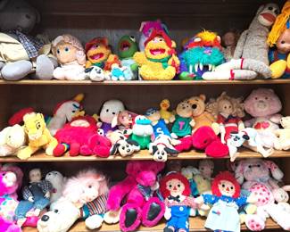 VINTAGE STUFFED ANIMALS LOT