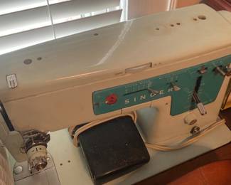 Singer Sewing Machine