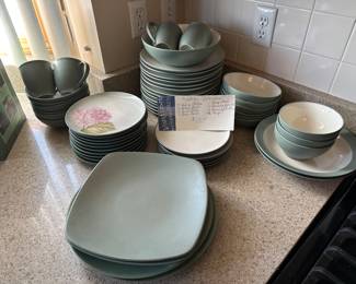 Plate set