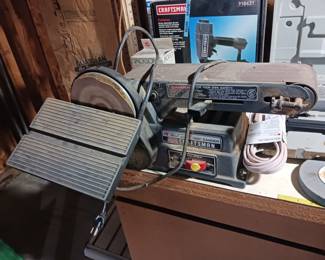 Belt sander