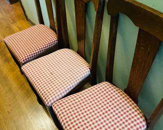 Set of 3 chairs
