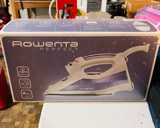 Rowena iron, never used 